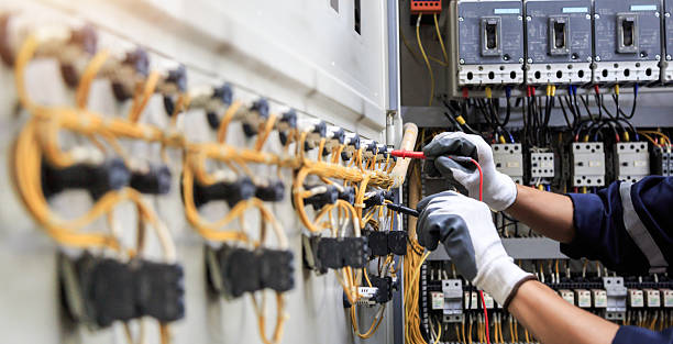 Professional Electrician technician working in Cane Savannah, SC